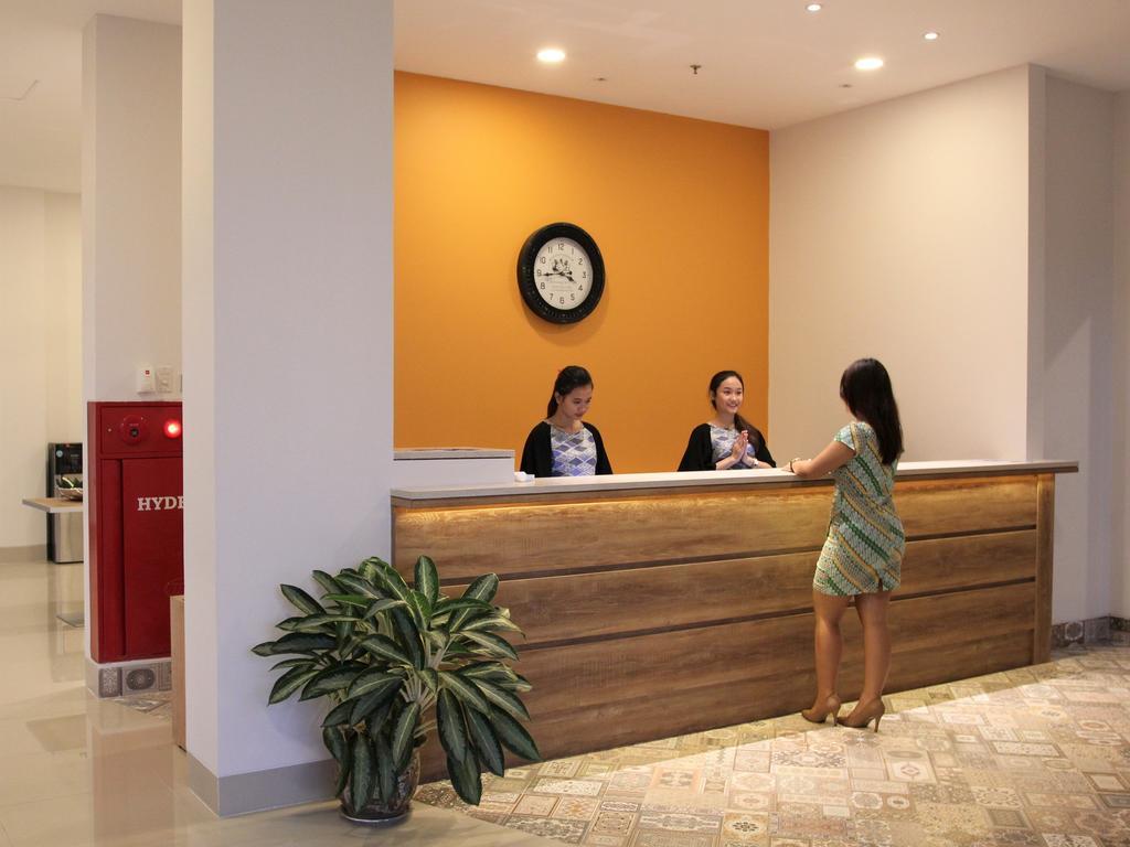 Sparks Odeon Sukabumi, Artotel Curated Ngoại thất bức ảnh